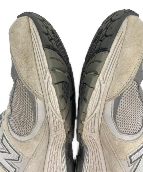 NEW BALANCE（ニューバランス）NEW BALANCE (ニューバランス) ml2002r0 ベージュ×グレー サイズ:27.5cmの古着・服飾アイテム
