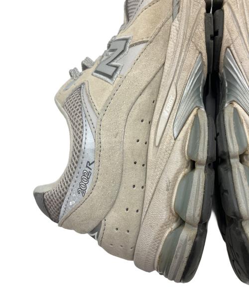 NEW BALANCE（ニューバランス）NEW BALANCE (ニューバランス) ml2002r0 ベージュ×グレー サイズ:27.5cmの古着・服飾アイテム