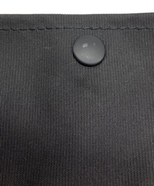 MONCLER（モンクレール）MONCLER  (モンクレール) RAMIDUS (ラミダス)  FRAGMENT DESIGN (フラグメントデザイン) サコッシュ ブラックの古着・服飾アイテム