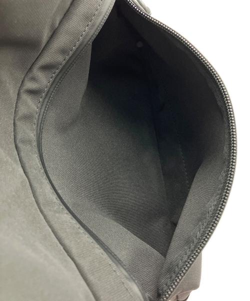 MONCLER（モンクレール）MONCLER  (モンクレール) RAMIDUS (ラミダス)  FRAGMENT DESIGN (フラグメントデザイン) サコッシュ ブラックの古着・服飾アイテム