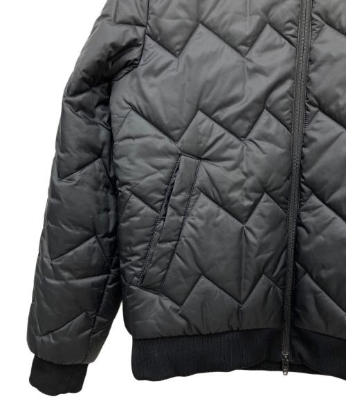 adidas（アディダス）adidas (アディダス) キルティングジャケット ブラック×オレンジ サイズ:Mの古着・服飾アイテム