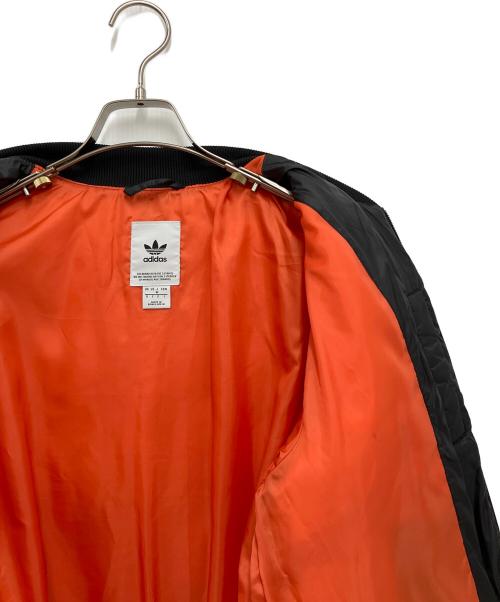 adidas（アディダス）adidas (アディダス) キルティングジャケット ブラック×オレンジ サイズ:Mの古着・服飾アイテム