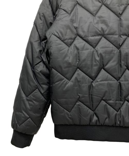 adidas（アディダス）adidas (アディダス) キルティングジャケット ブラック×オレンジ サイズ:Mの古着・服飾アイテム