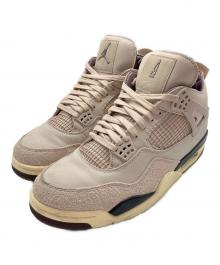 NIKE×A Ma Maniere（ナイキ×ア・マ・マニエール）の古着「A Ma Maniere × Nike Women's Air Jordan 4 Retro OG SP」｜ベージュ