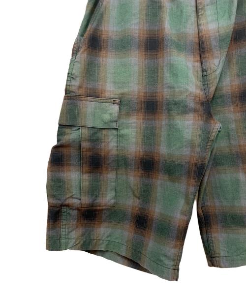 SUPREME（シュプリーム）Supreme (シュプリーム) ハーフパンツ グリーン サイズ:XLの古着・服飾アイテム