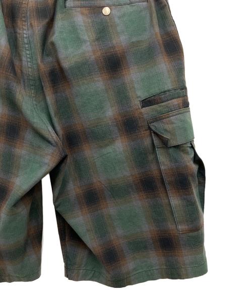 SUPREME（シュプリーム）Supreme (シュプリーム) ハーフパンツ グリーン サイズ:XLの古着・服飾アイテム