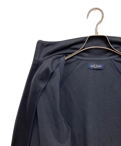 FRED PERRY（フレッドペリー）FRED PERRY (フレッドペリー) トラックジャケット ネイビー×ホワイト サイズ:Mの古着・服飾アイテム