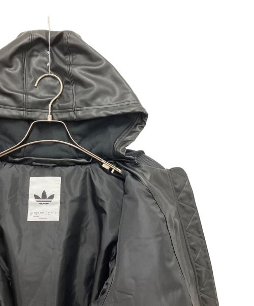 adidas（アディダス）adidas (アディダス) Wプレザー ジャケット パッド ブラック×ホワイト サイズ:Lの古着・服飾アイテム