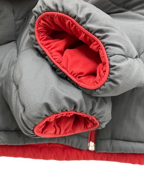 THE NORTH FACE（ザ ノース フェイス）THE NORTH FACE (ザ ノース フェイス) リバーシブルエニータイムインサレーテッドフーディ グレー×レッド サイズ:XLの古着・服飾アイテム