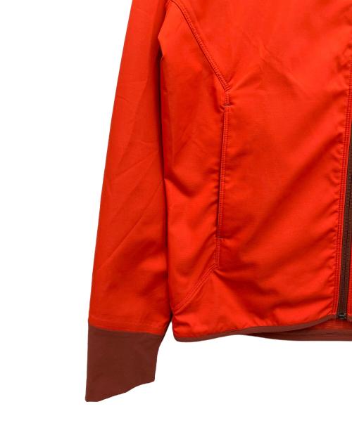 Patagonia（パタゴニア）Patagonia (パタゴニア) マウンテンパーカー オレンジ サイズ:XSの古着・服飾アイテム