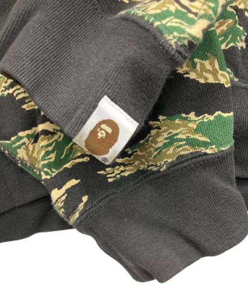 A BATHING APE（アベイシングエイプ）A BATHING APE (アベイシングエイプ) ジップパーカー グリーン×ブラック サイズ:Lの古着・服飾アイテム
