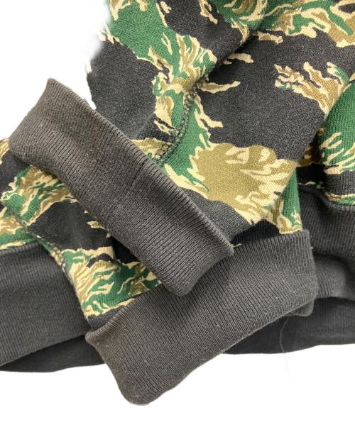 A BATHING APE（アベイシングエイプ）A BATHING APE (アベイシングエイプ) ジップパーカー グリーン×ブラック サイズ:Lの古着・服飾アイテム