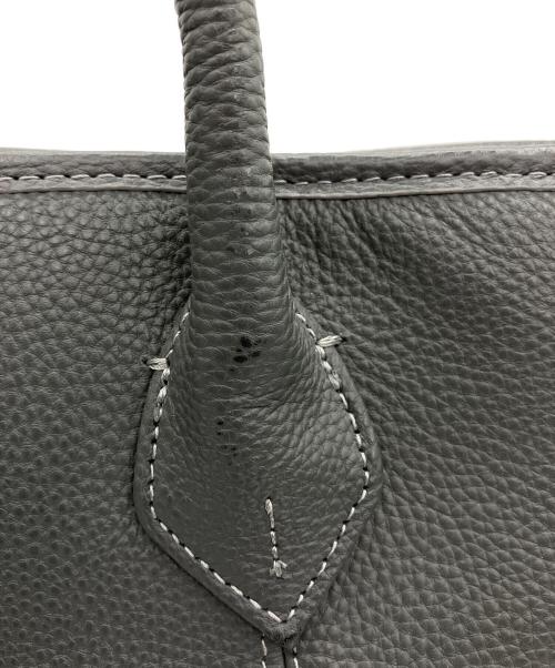 BARNEYS NEWYORK（バーニーズ・ニューヨーク）BARNEYS NEWYORK (バーニーズ・ニューヨーク) レザー トートバッグ グレーの古着・服飾アイテム