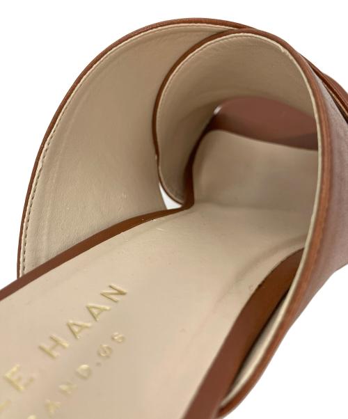 COLE HAAN（コールハーン）COLE HAAN (コールハーン) クロスバンドサンダル ブラウン サイズ:6 1/2の古着・服飾アイテム