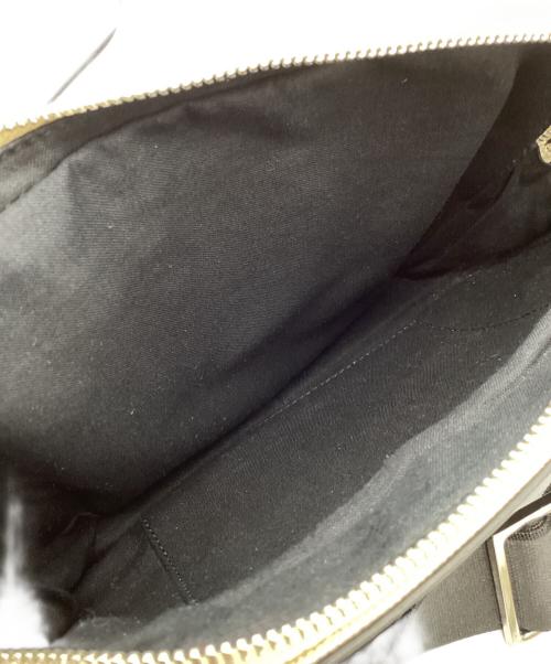 BALENCIAGA（バレンシアガ）BALENCIAGA (バレンシアガ) ボディーバッグ アイボリー×ブラックの古着・服飾アイテム