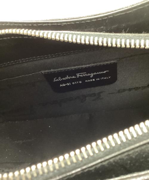 Salvatore Ferragamo（サルヴァトーレ フェラガモ）Salvatore Ferragamo (サルヴァトーレ フェラガモ) ワンショルダーバッグ ブラックの古着・服飾アイテム
