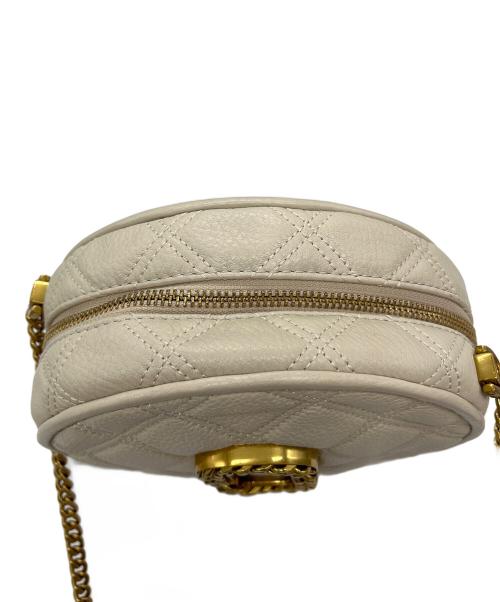 THE MARC JACOBS（ザマークジェイコブス）THE MARC JACOBS (ザマークジェイコブス) THE STATUS ROUND CROSSBODY ベージュ×ゴールドの古着・服飾アイテム