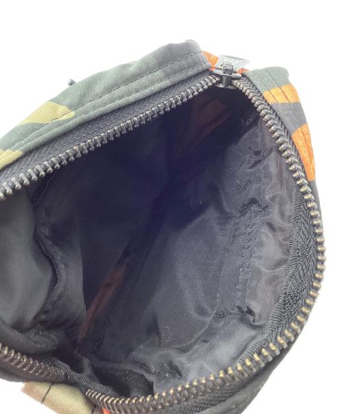 PORTER（ポーター）PORTER (ポーター) SHOULDER BAG(VERTICAL)　PS CAMO ブラック×オレンジ×グリーンの古着・服飾アイテム