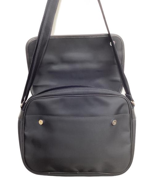 MARGARET HOWELL（マーガレットハウエル）MARGARET HOWELL (マーガレットハウエル) フラップショルダーバッグ ブラックの古着・服飾アイテム