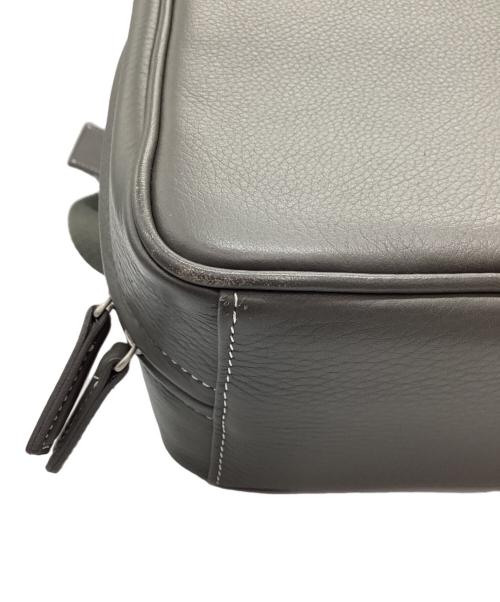 object.io（オブジェクツアイオー）object.io (オブジェクツアイオー) ウィークエンドカメラバッグ グレーの古着・服飾アイテム