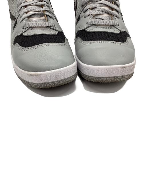 NIKE（ナイキ）NIKE (ナイキ) TRAVIS SCOTT (トラヴィス・スコット) Cactus Jack (カクタス・ジャック) スニーカー グレー×ブラック サイズ:27.5の古着・服飾アイテム