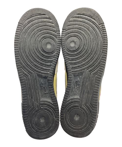 NIKE（ナイキ）NIKE (ナイキ) スニーカー ベージュ×レッド サイズ:29の古着・服飾アイテム