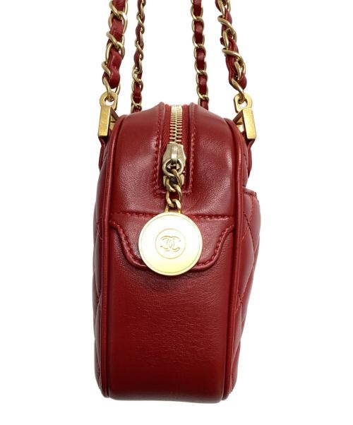 CHANEL（シャネル）CHANEL (シャネル) チェーンショルダーバッグ レッドの古着・服飾アイテム