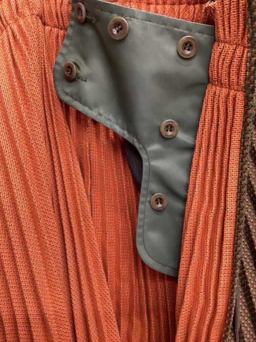 sacai（サカイ）sacai (サカイ) プリーツロングスカート オレンジ×グリーン サイズ:1の古着・服飾アイテム