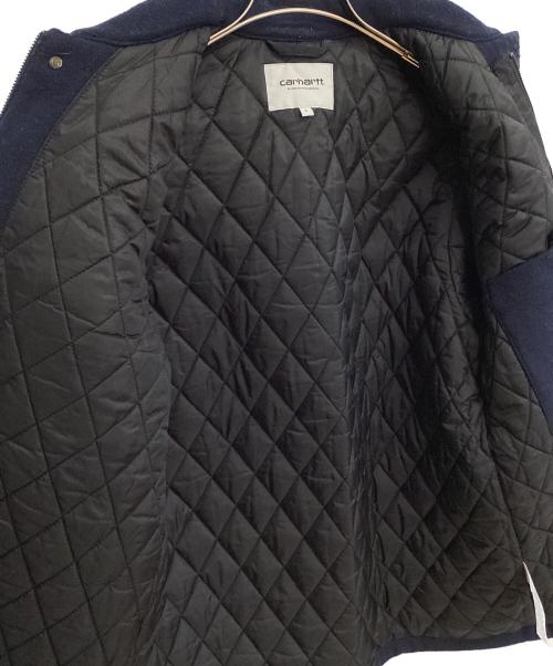 Carhartt WIP（カーハート ワークインプログレス）CARHARTT WIP (カーハート ワークインプログレス) コート ネイビー サイズ:Ｓの古着・服飾アイテム