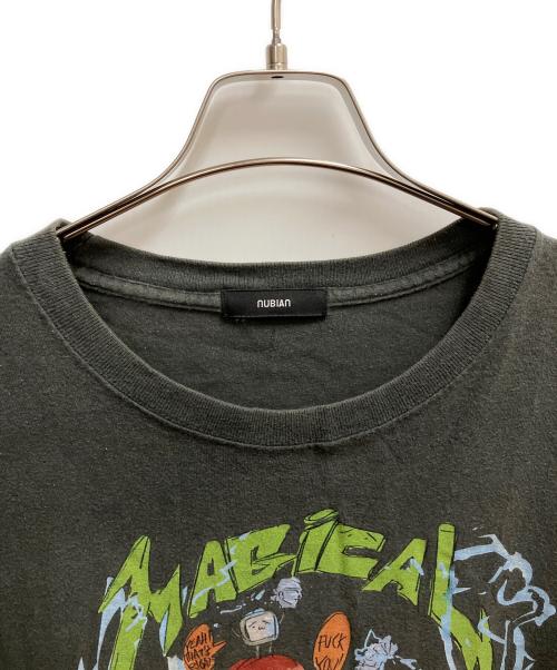 NUBAN（ヌビアン）NUBAN (ヌビアン) JUN INAGAWA (ジュンイナガワ) MAGICAL TEE 半袖カットソー ダークグレー×マルチカラー サイズ:SIZE Lの古着・服飾アイテム