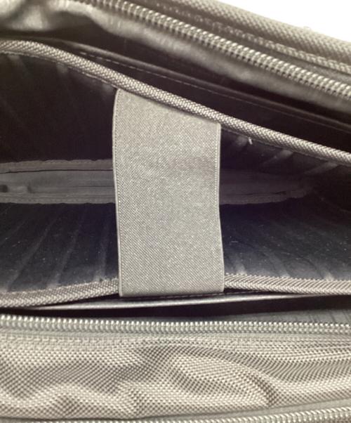 TUMI（トゥミ）TUMI (トゥミ) 2WAYブリーフケース ブラックの古着・服飾アイテム