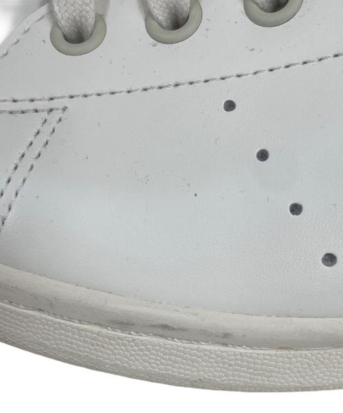 adidas（アディダス）adidas (アディダス) STAN SMITH ホワイト×レッド サイズ:26の古着・服飾アイテム
