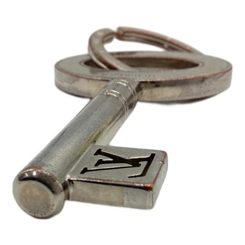 LOUIS VUITTON（ルイ ヴィトン）LOUIS VUITTON (ルイ ヴィトン) ポルト・クレ トラベル キー シルバーの古着・服飾アイテム