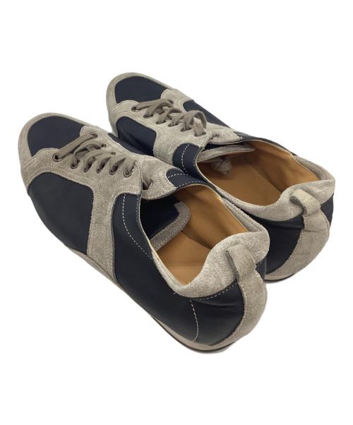 HERMES（エルメス）HERMES (エルメス) スニーカー グレー×ネイビー サイズ:41 1/2の古着・服飾アイテム