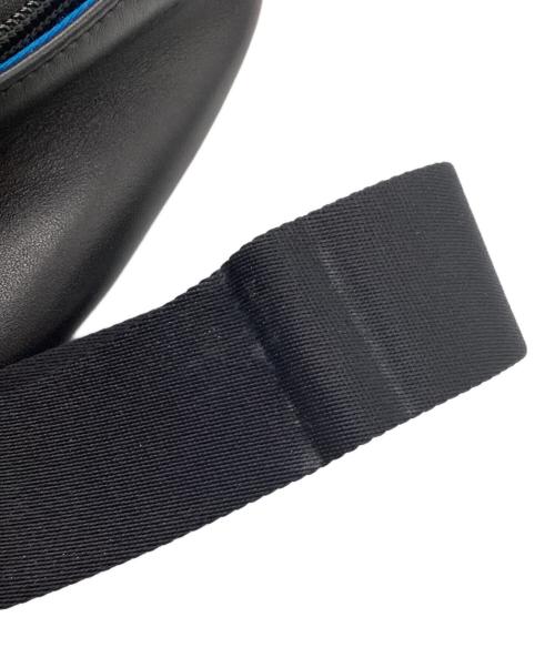 COACH（コーチ）COACH (コーチ) ボディーバッグ ブラックの古着・服飾アイテム