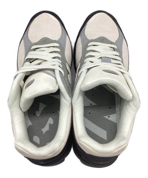 NEW BALANCE（ニューバランス）NEW BALANCE (ニューバランス) The Basement (ザ・ベースメント) スニーカー ブラック×ホワイト×グレー サイズ:25.5の古着・服飾アイテム