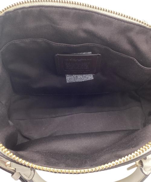 COACH（コーチ）COACH (コーチ) 2WAYバッグ アイボリーの古着・服飾アイテム