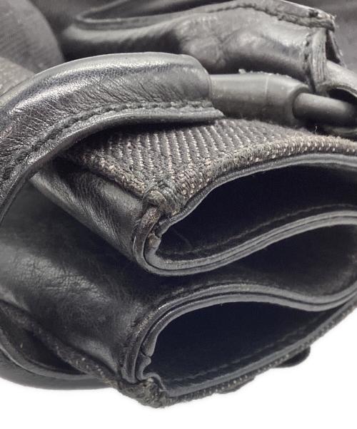 GUCCI（グッチ）GUCCI (グッチ) ショルダーバッグ ブラックの古着・服飾アイテム