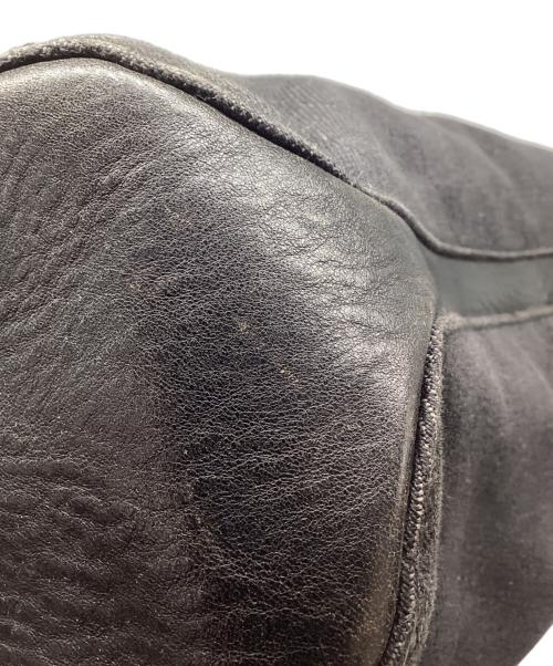 GUCCI（グッチ）GUCCI (グッチ) ショルダーバッグ ブラックの古着・服飾アイテム