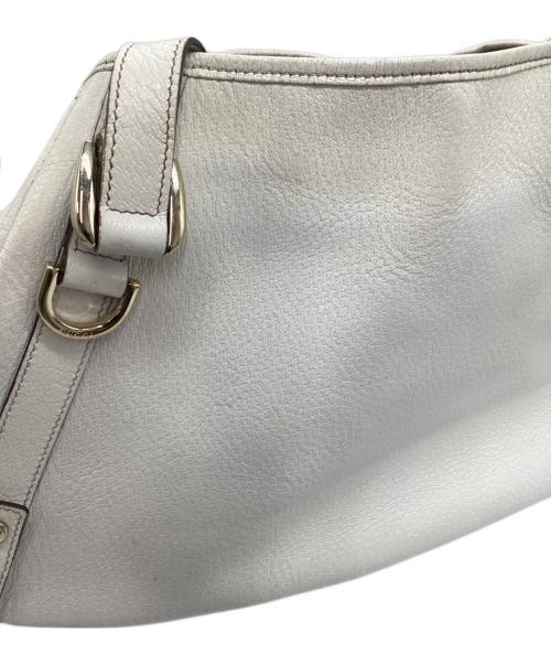 GUCCI（グッチ）GUCCI (グッチ) ショルダーバッグ ホワイトの古着・服飾アイテム