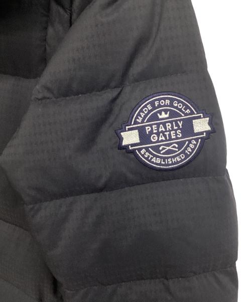 PEARLY GATES（パーリーゲイツ）PEARLY GATES (パーリーゲイツ) ダウンジャケット ブラック サイズ:SIZE4の古着・服飾アイテム