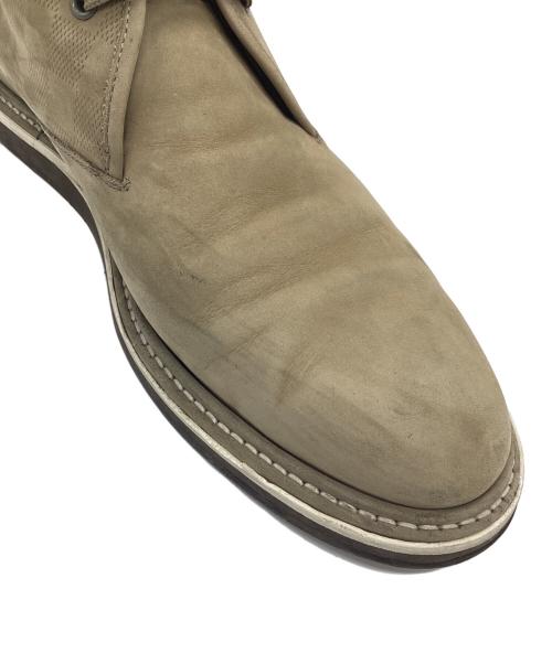 LOUIS VUITTON（ルイ ヴィトン）LOUIS VUITTON (ルイ ヴィトン) チャッカーブーツ ベージュ サイズ:8の古着・服飾アイテム