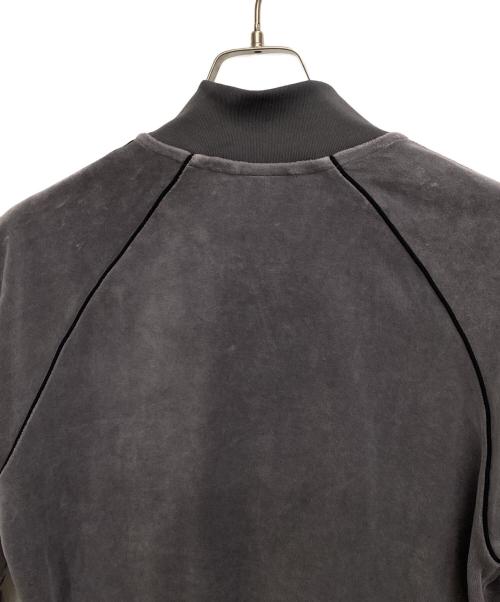 adidas（アディダス）adidas (アディダス) SST アディカラー ベロア トラックトップ グレー サイズ:Mの古着・服飾アイテム