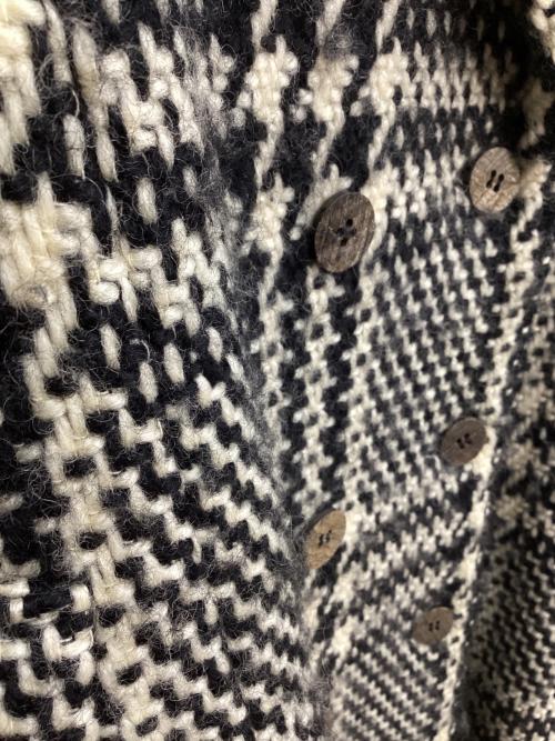 ISSEY MIYAKE（イッセイミヤケ）ISSEY MIYAKE (イッセイミヤケ) ウールコート ブラック×ホワイト サイズ:SIZE9の古着・服飾アイテム