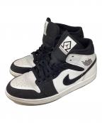 NIKEナイキ）の古着「スニーカー AIR JORDAN 1 MID SE」｜ホワイト×ブラック