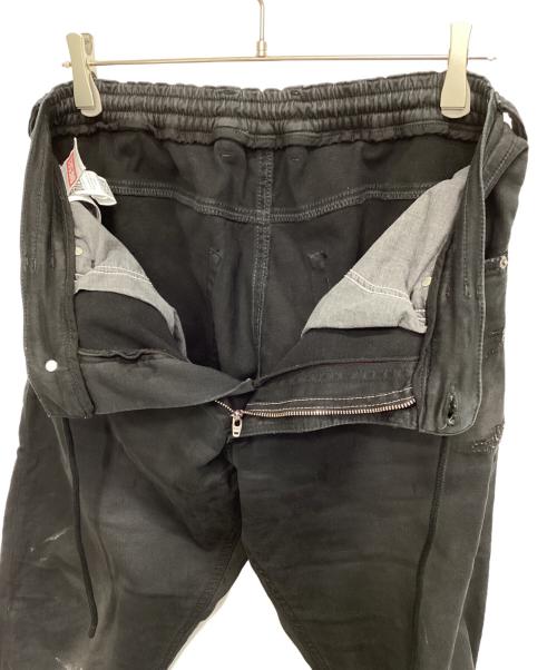 DIESEL（ディーゼル）DIESEL (ディーゼル) ダメージ加工デニムパンツ ブラック サイズ:81cm (W32)の古着・服飾アイテム