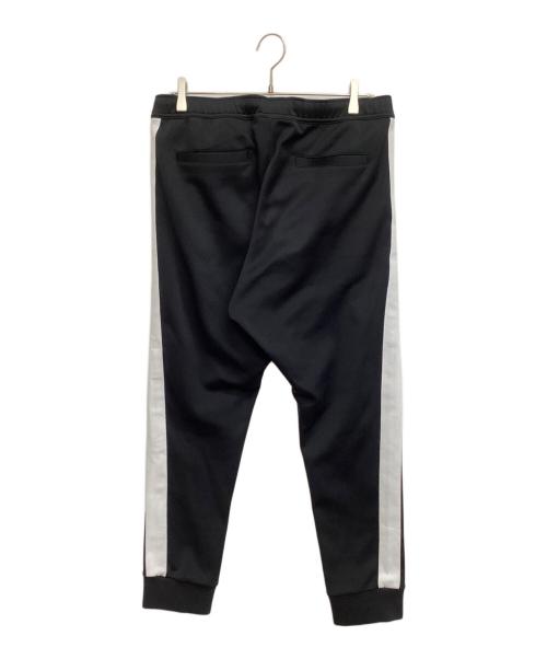 F.C.R.B.（エフシーレアルブリストル）F.C.R.B. (エフシーレアルブリストル) TRAINING TRACK PANTS ブラック×ホワイト サイズ:XLの古着・服飾アイテム