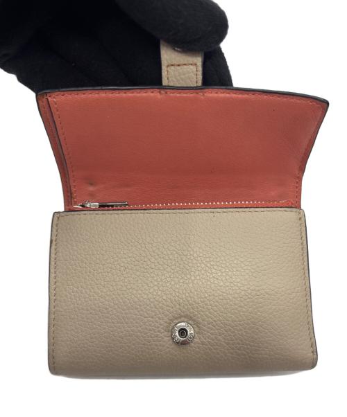 LOEWE（ロエベ）LOEWE (ロエベ) バーティカル ウォレット スモール ベージュの古着・服飾アイテム
