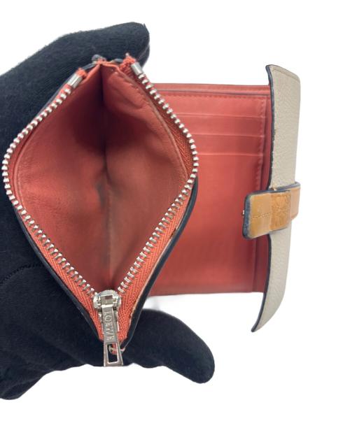 LOEWE（ロエベ）LOEWE (ロエベ) バーティカル ウォレット スモール ベージュの古着・服飾アイテム