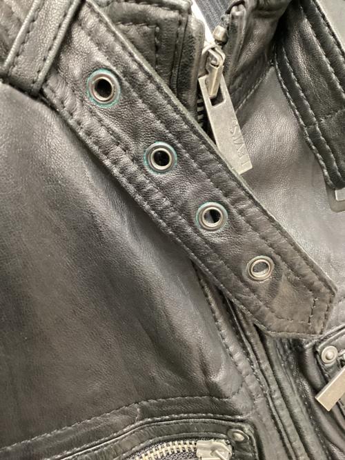 LEVI'S（リーバイス）LEVI'S (リーバイス) ラムレザージャケット ブラック サイズ:Lの古着・服飾アイテム